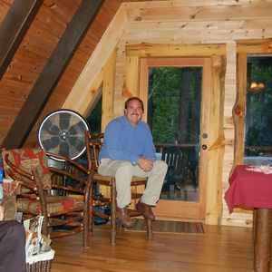 Meet your Posher, Jonathan